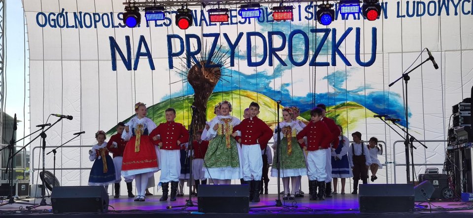 II miejsce Swojaków  "Na przydrożku"