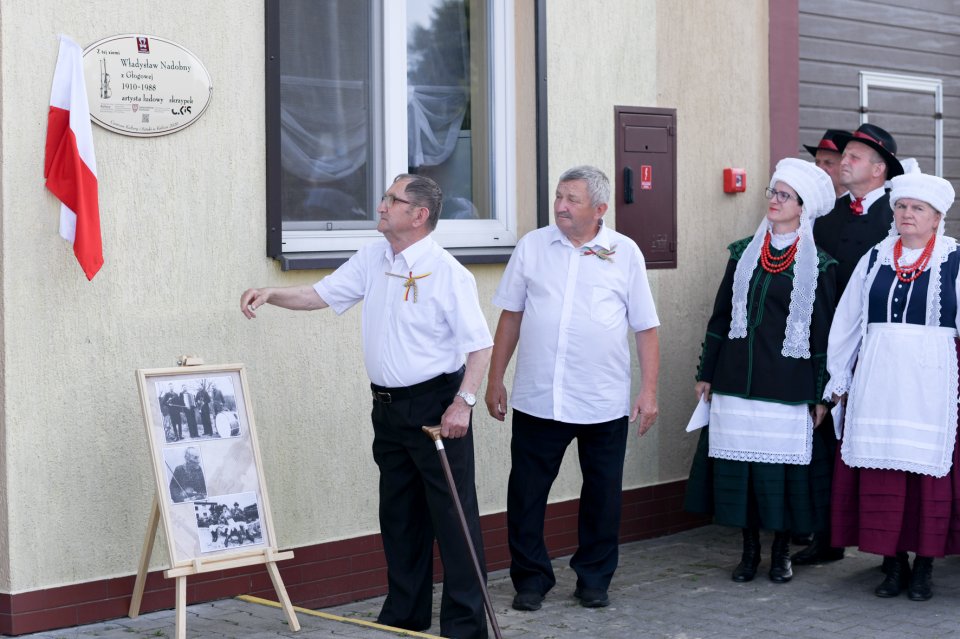 Tablica pamiątkowa Władysława Nodobnego z Głogowy