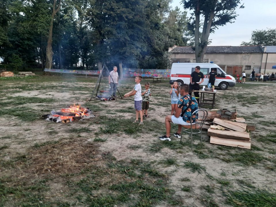 Biesiada dożynkowa w Pogrzybowie