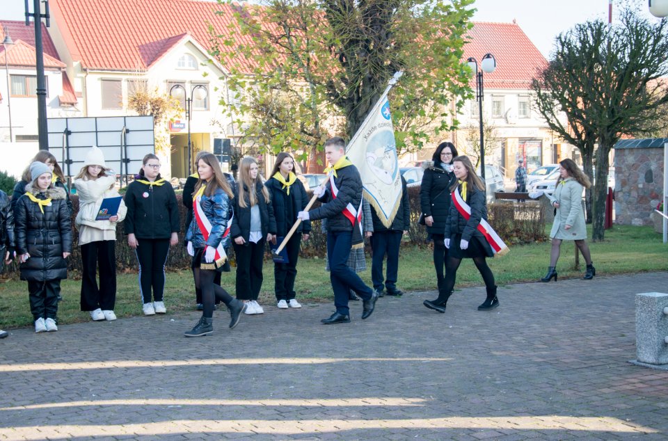 Uczniowie SP Radłów uczcili Niepodległość