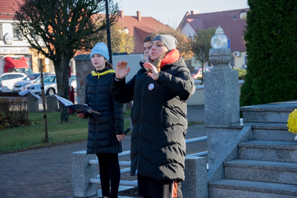 Uczniowie SP Radłów uczcili Niepodległość