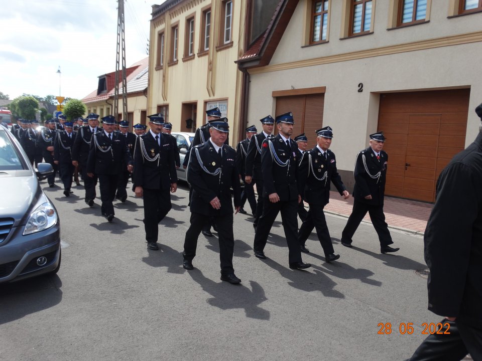 Poświęcono nowy samochód strażacki dla OSP Raszków