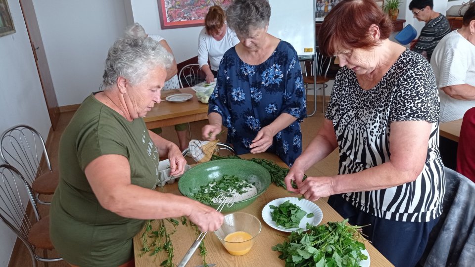 Warsztaty kulinarne i ogrodnicze dla seniorów