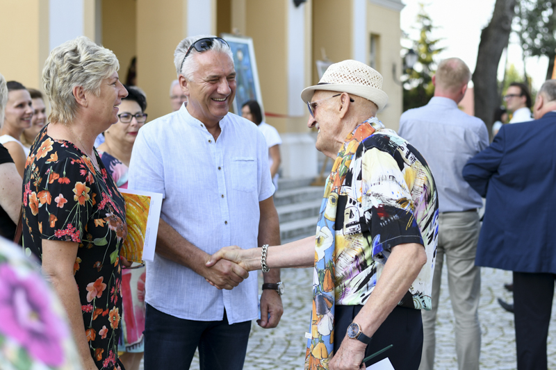 Wernisaż w pałacu w Przybysławicach