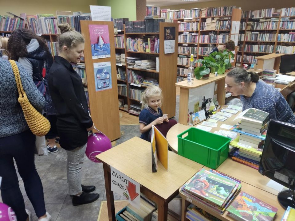 Raszkowska Biblioteka nocą