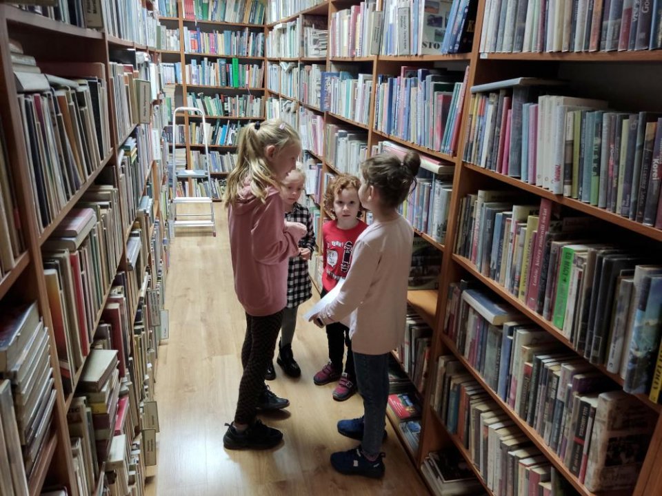 Raszkowska Biblioteka nocą