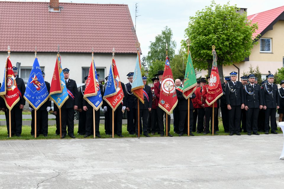 Poświęcono nowy samochód strażacki dla OSP Ligota