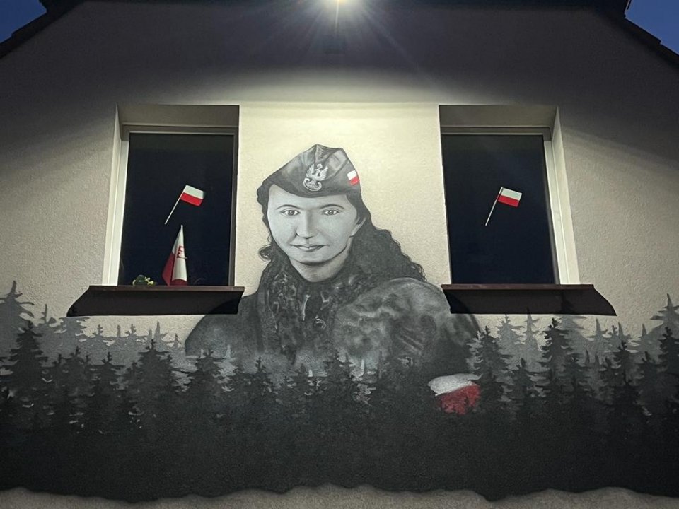 Nowy mural w Bieganinie