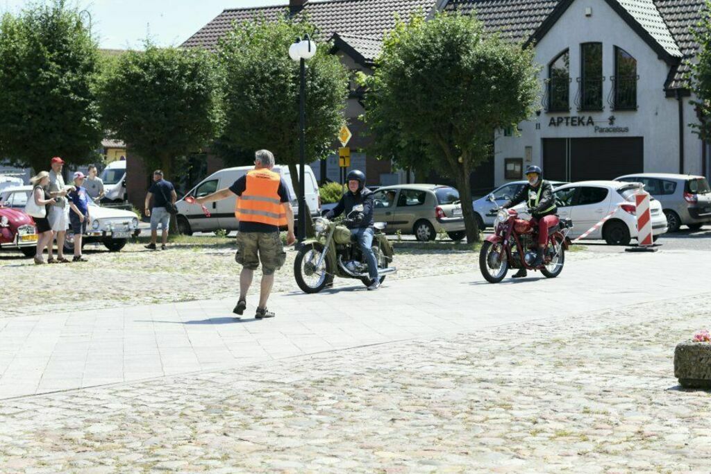 Piękno w starym stylu na raszkowskim rynku