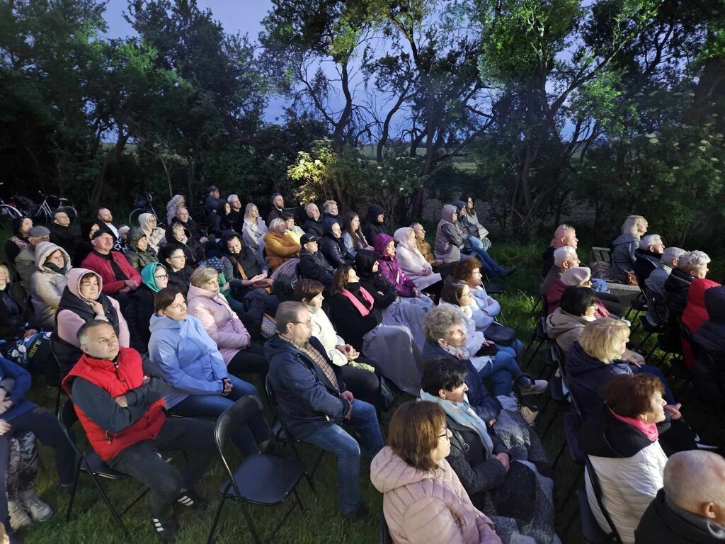 Patriotyczny koncert przy ruinach kaplicy loretańskiej