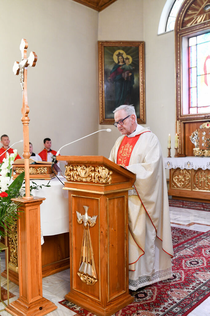 Szkoła podstawowa w Ligocie ma swojego patrona.