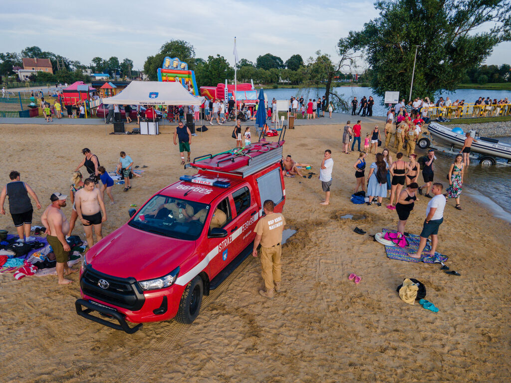 Raszków powitał lato na Kąpielce