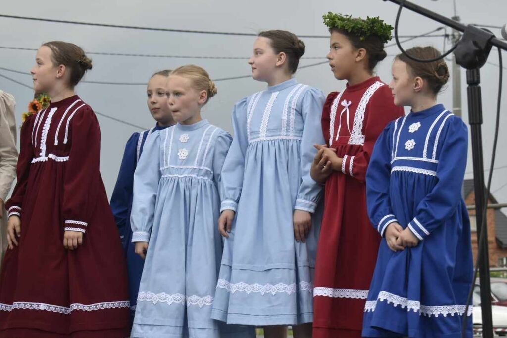 Premierowe tańce i zabawy z okolic Raszkowa