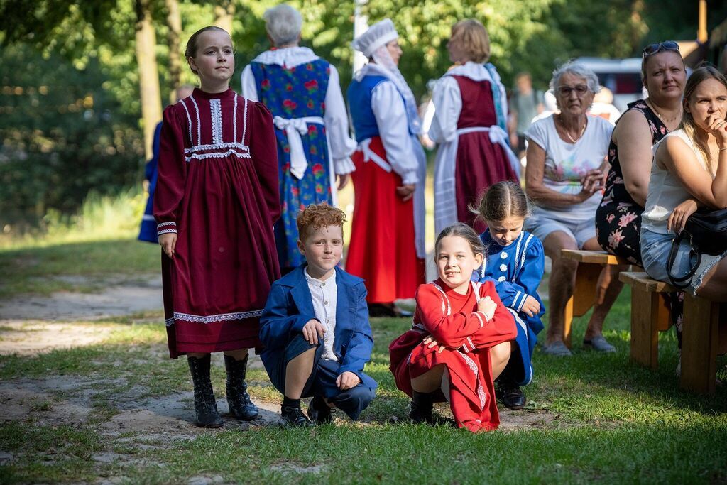 Sukcesy zespołów z Gminy Raszków na Biesiadzie Folkloru