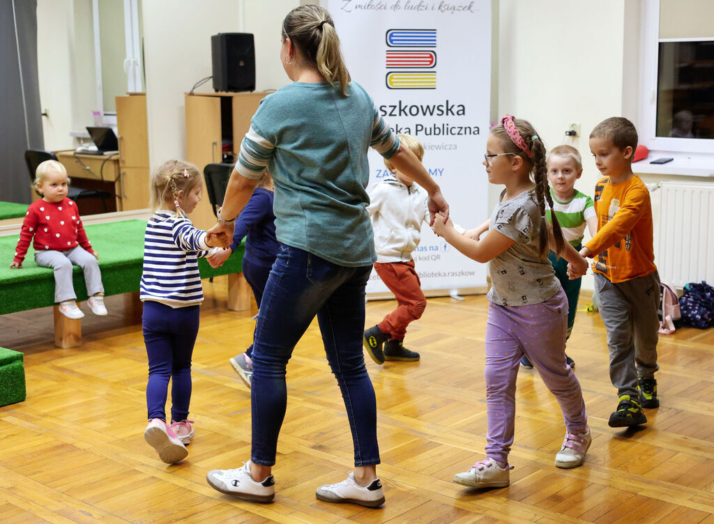 NOCNA ODSŁONA BIBLIOTEKI 