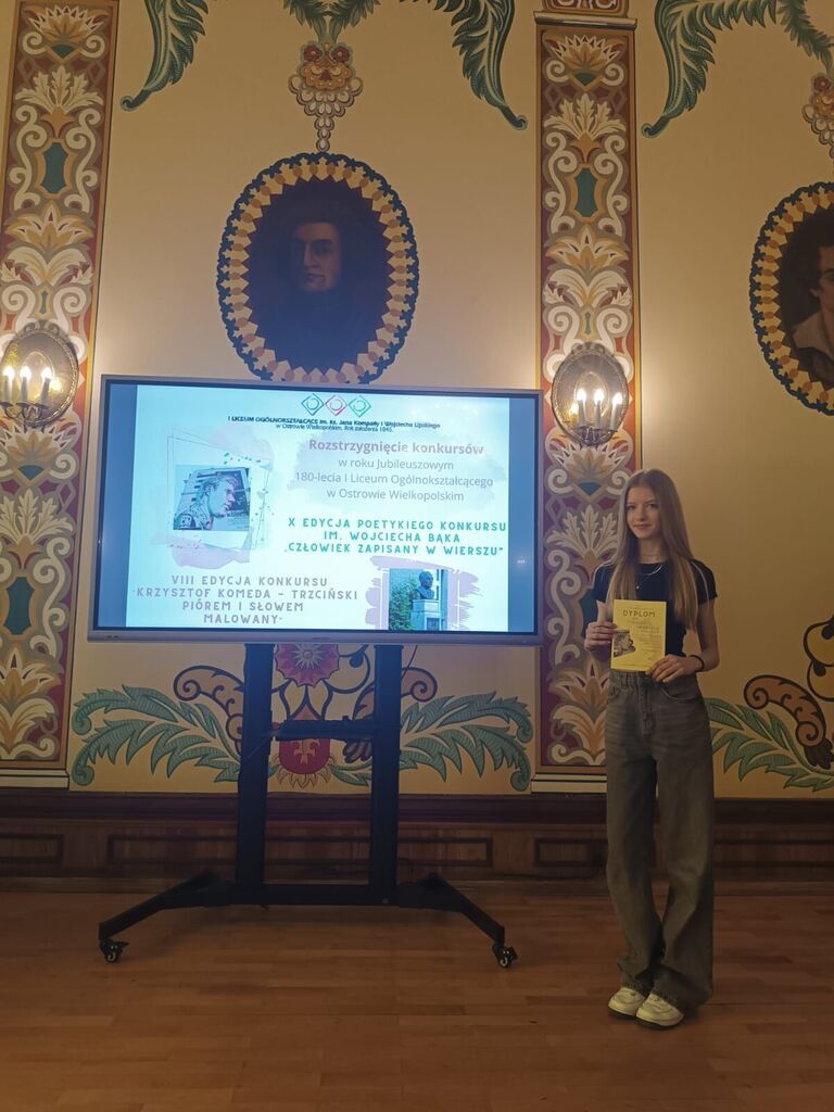 Oliwia Lisiak laureatką konkursu plastycznego