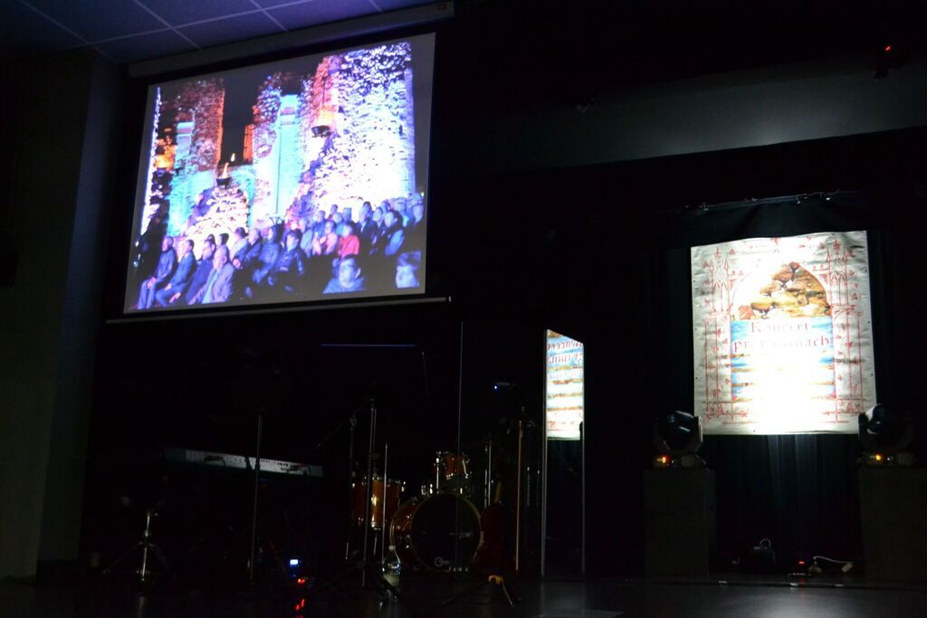 Koncert przy ruinach - tym razem w Domu Kultury