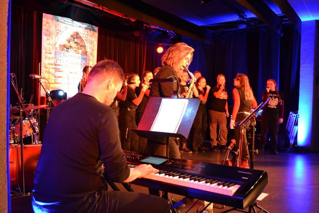 Koncert przy ruinach - tym razem w Domu Kultury