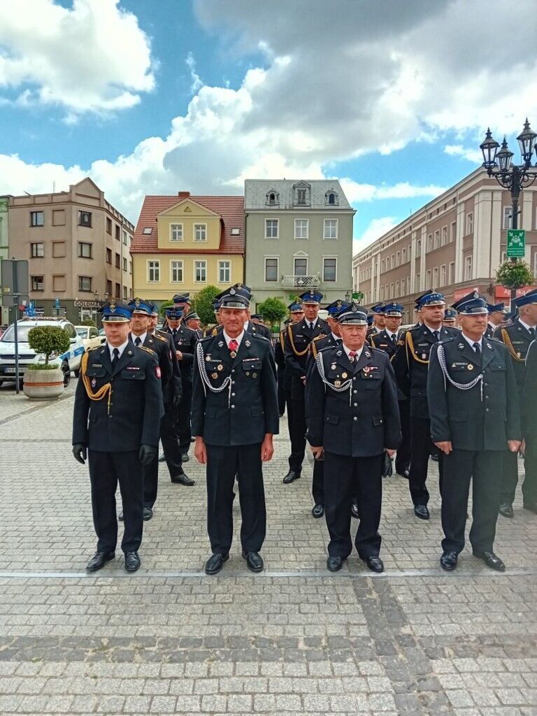 Prezes Roman Bąk odznaczony Krzyżem św. Floriana