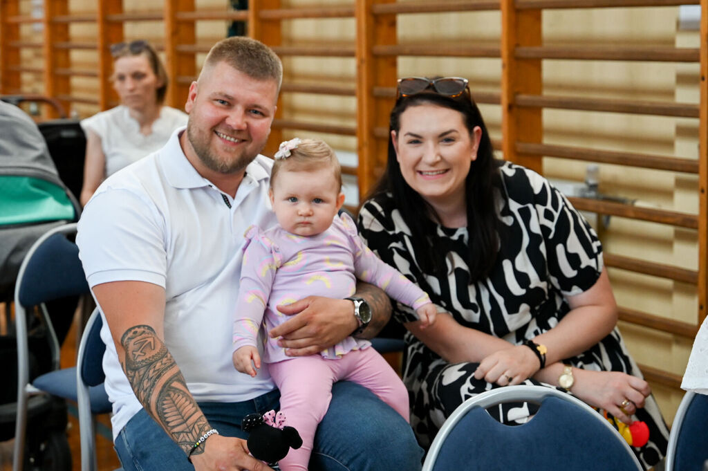 Wręczono Raszkowskie Wyprawki Niemowlaka