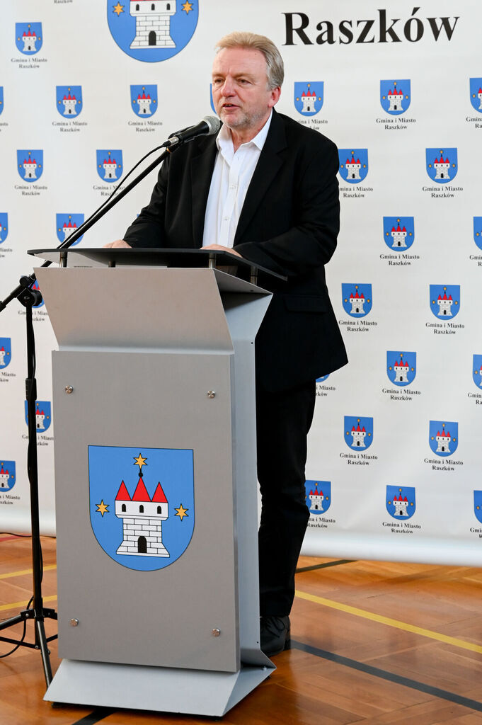 Wręczono Raszkowskie Wyprawki Niemowlaka