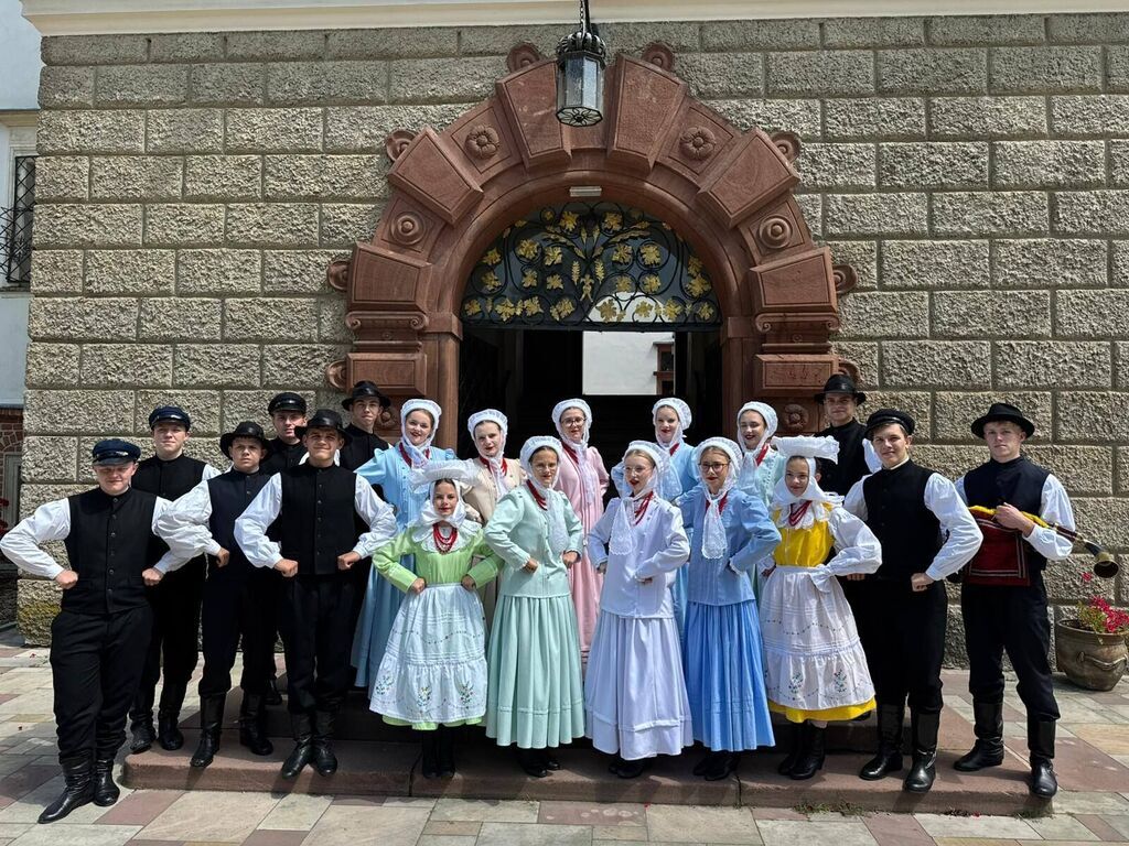 Potrójny sukces Zespołu „Swojacy” na festiwalu „Dziecko w Folklorze”