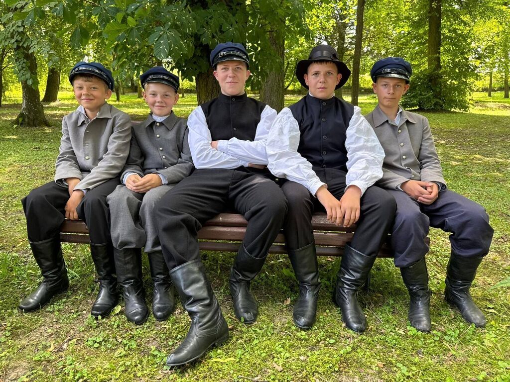 Potrójny sukces Zespołu „Swojacy” na festiwalu „Dziecko w Folklorze”