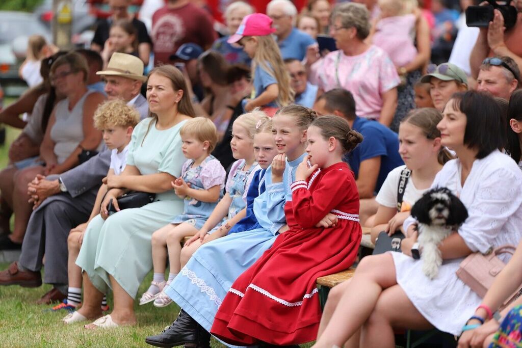 Święto Folkloru w Skrzebowej za nami