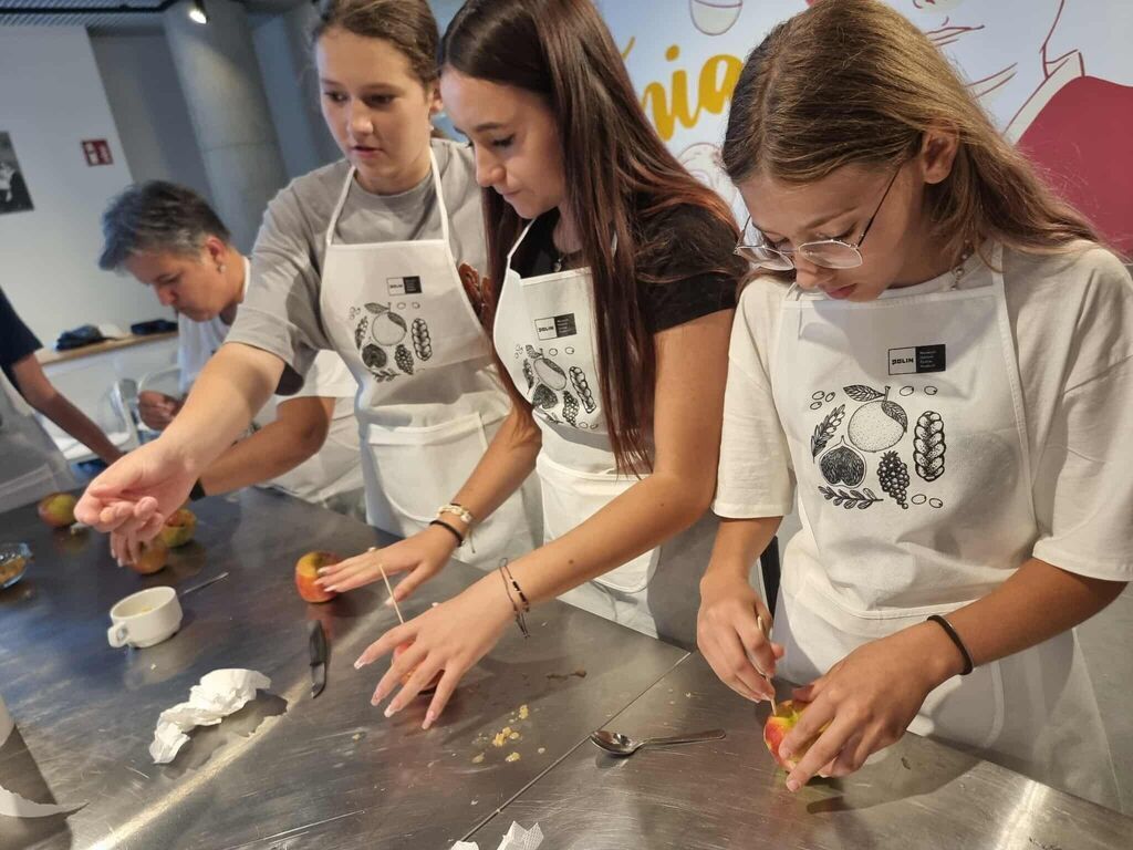 Wspólna historia i kultura w projekcie „Polsko-ukraińska wyszywanka”