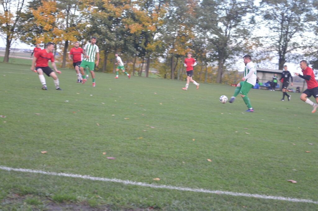 X kolejka o mistrzostwo „B” klasy sezonu piłkarskiego 2025/2026