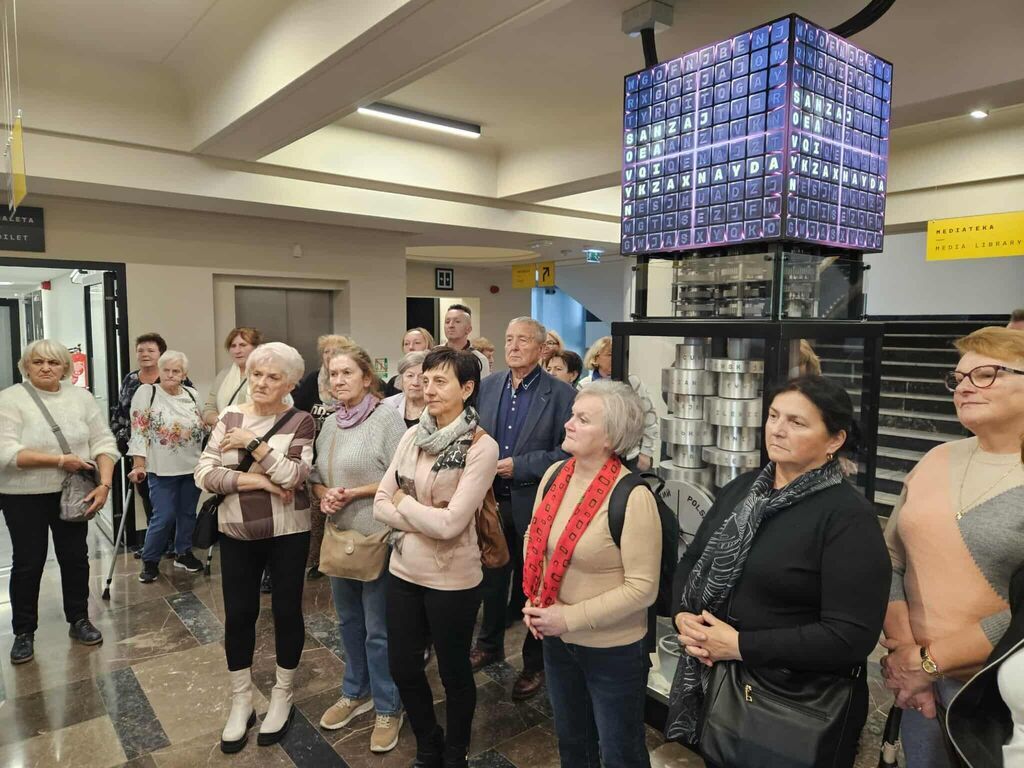 Seniorzy z Moszczanki i Skrzebowej w Poznaniu – finał projektu „Okno na Południową Wielkopolskę”