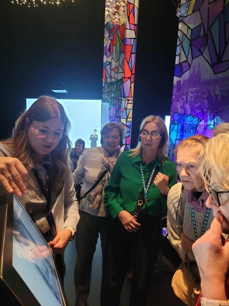 Seniorzy z Moszczanki i Skrzebowej w Poznaniu – finał projektu „Okno na Południową Wielkopolskę”