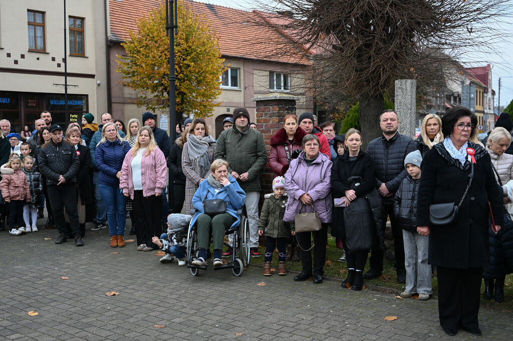 Obchody 107. rocznicy odzyskania niepodległości w Raszkowie