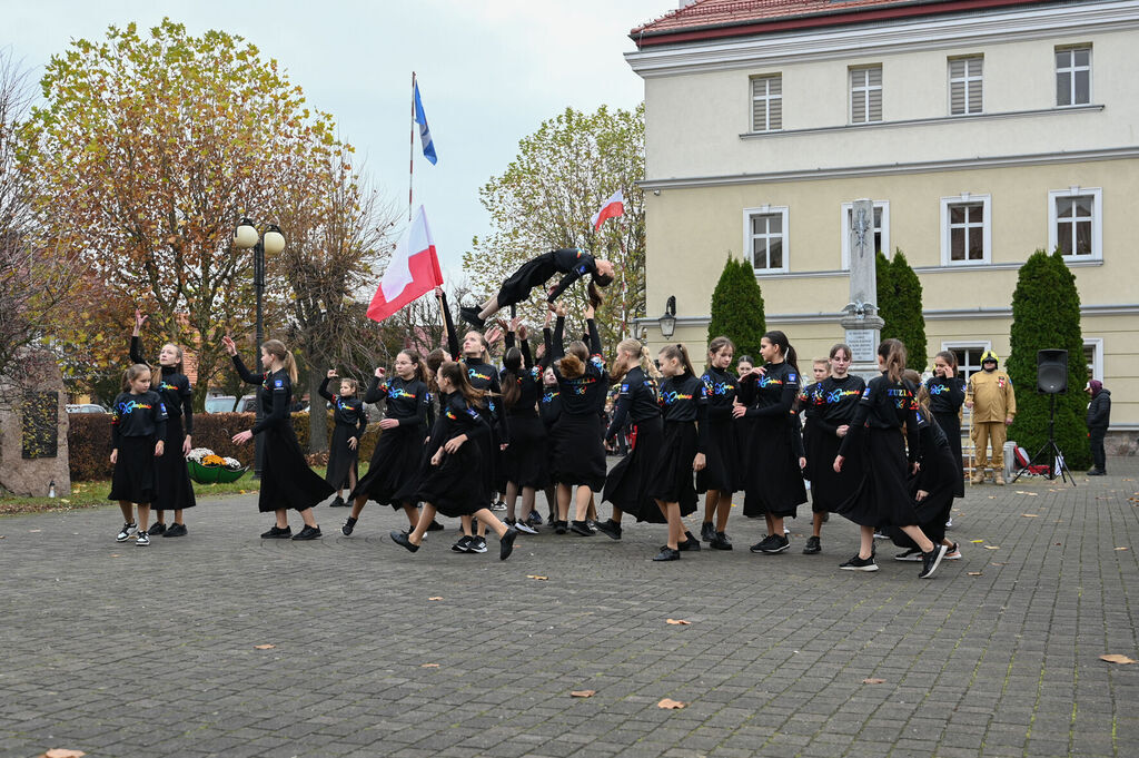 Obchody 107. rocznicy odzyskania niepodległości w Raszkowie