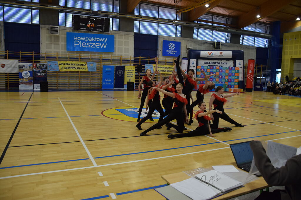 Dziewczyny ze Szkoły Podstawowej w Raszkowie najlepsze w Wielkopolsce!