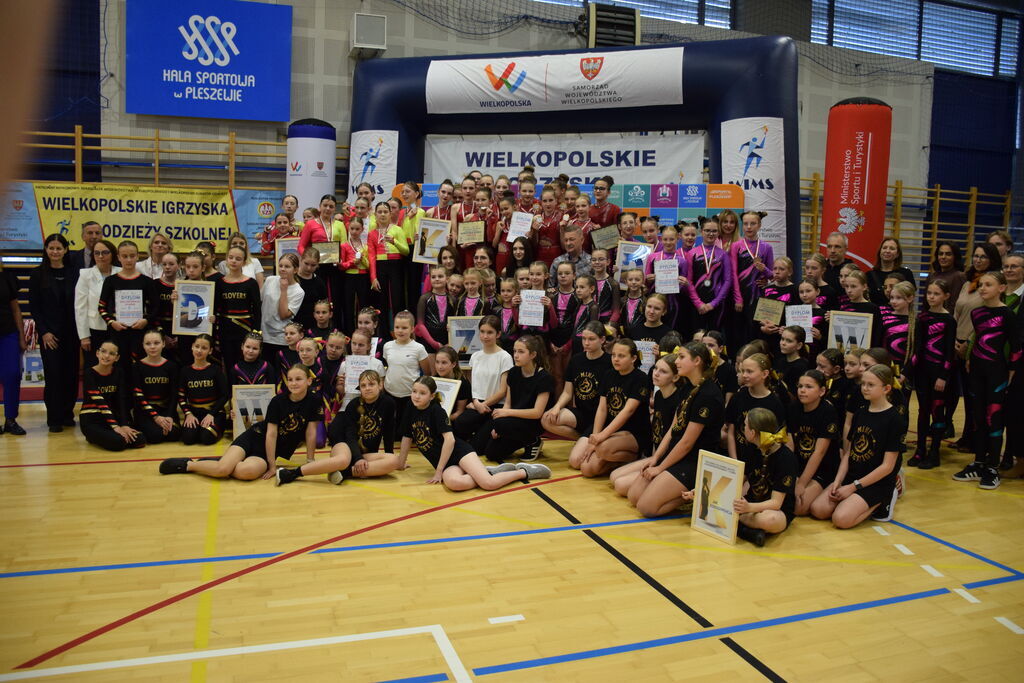 Dziewczyny ze Szkoły Podstawowej w Raszkowie najlepsze w Wielkopolsce!