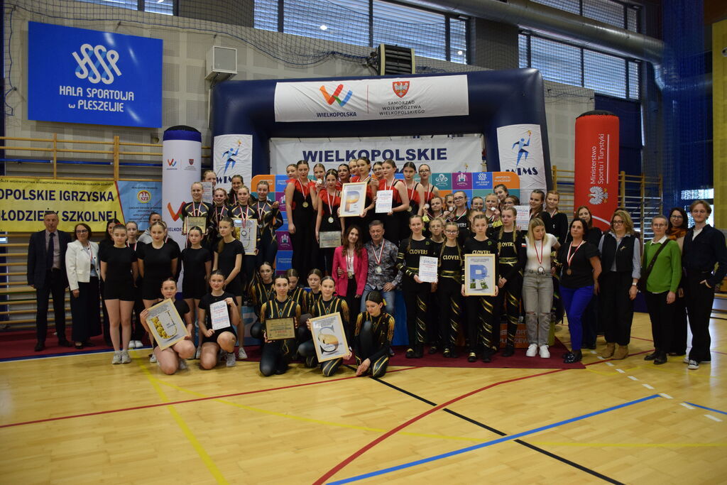 Dziewczyny ze Szkoły Podstawowej w Raszkowie najlepsze w Wielkopolsce!