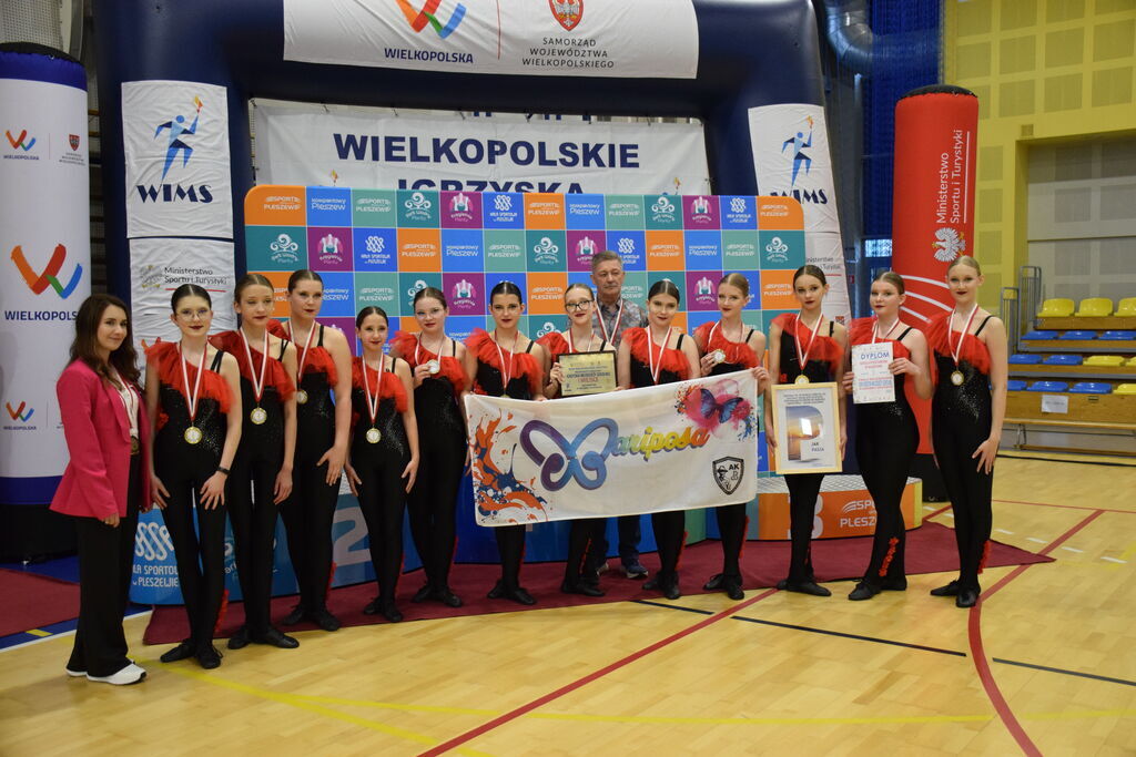 Dziewczyny ze Szkoły Podstawowej w Raszkowie najlepsze w Wielkopolsce!