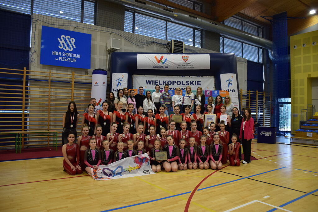 Dziewczyny ze Szkoły Podstawowej w Raszkowie najlepsze w Wielkopolsce!