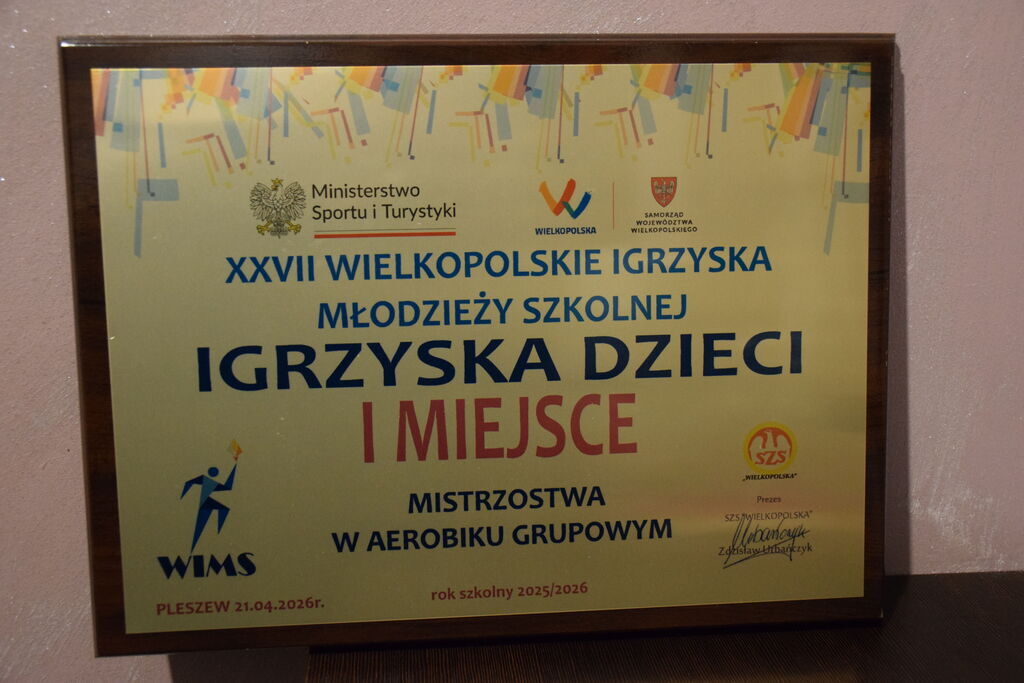 Dziewczyny ze Szkoły Podstawowej w Raszkowie najlepsze w Wielkopolsce!