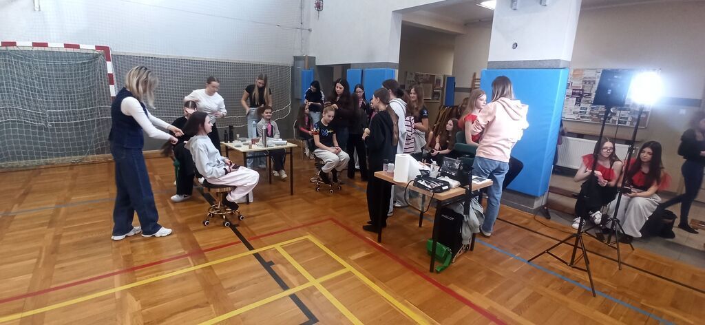 Dziewczyny ze Szkoły Podstawowej w Raszkowie najlepsze w Wielkopolsce!