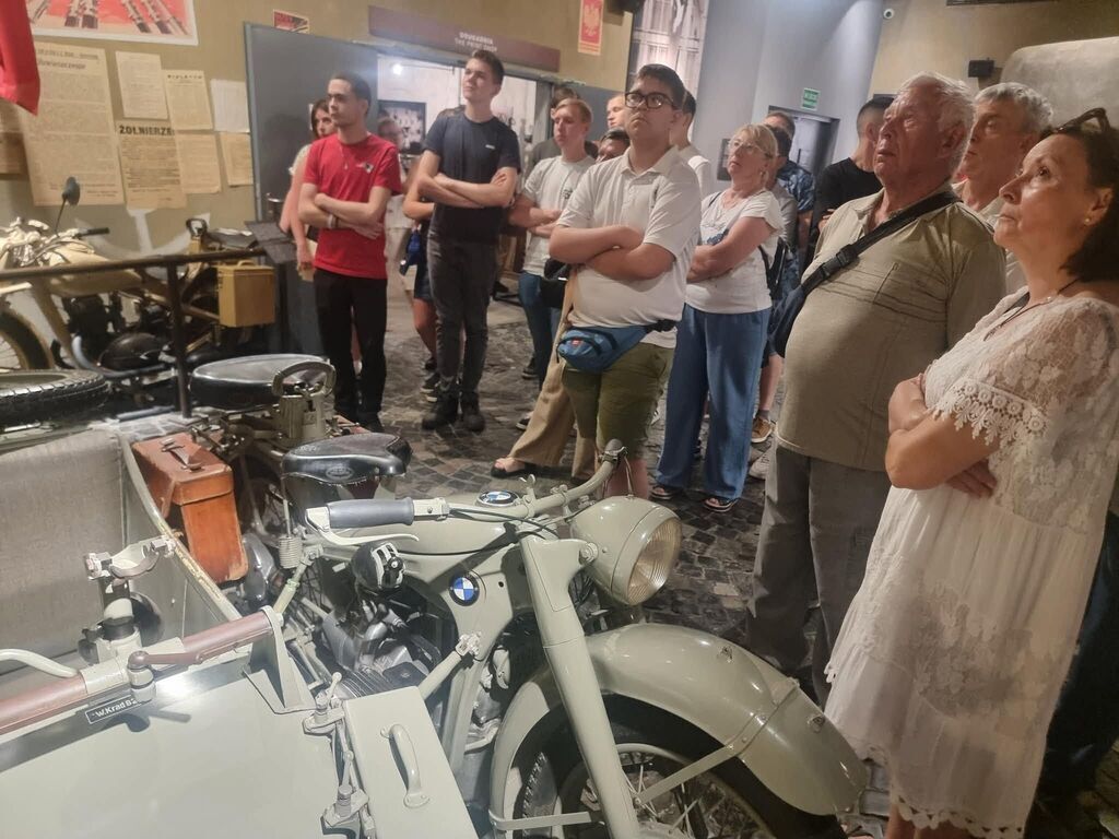 Śladami historii i tradycji oręża polskiego