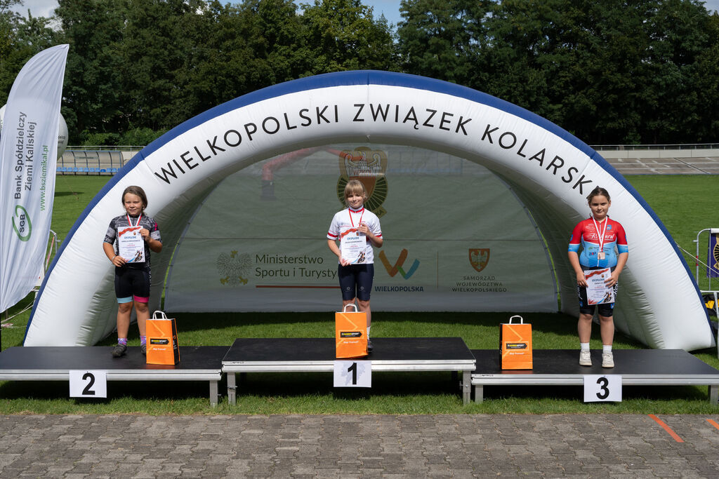 Sześć medali i 12 miejsc w czołowej dziesiątce. Sukcesy kolarzy Klubu Kolarskiego Rekord