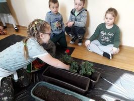 Międzynarodowy Dzień Ziemi w Przedszkolu w Jaroszowie