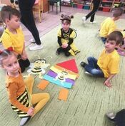 „Światowy Dzień Pszczół” w Przedszkolu nr 4 im. „Pszczółki Mai” w Strzegomiu