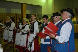 Wieczór Narodowy w Kostrzy: festiwal folkloru rozpoczęty