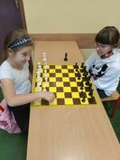 Rywalizowali w szkole w Jaroszowie w szachach