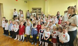 Przedszkolaki z „Misia Uszatka” z dumą i radością obchodziły „Dzień Niepodległości”