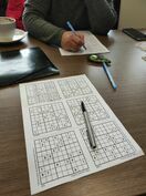 Sudoku w Klubie Seniora w Jaroszowie