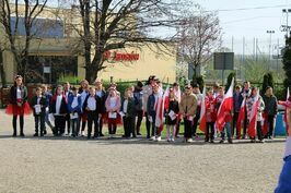 Patriotyczny Korowód Radości w Jaroszowie